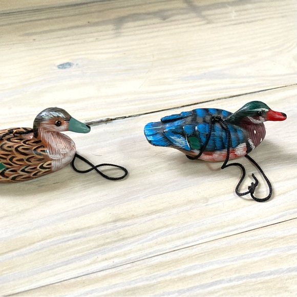 Set of 5 Mallard DUCK Ornaments 2.5 x 1  x 1.25 inches - Picture 11 of 16
